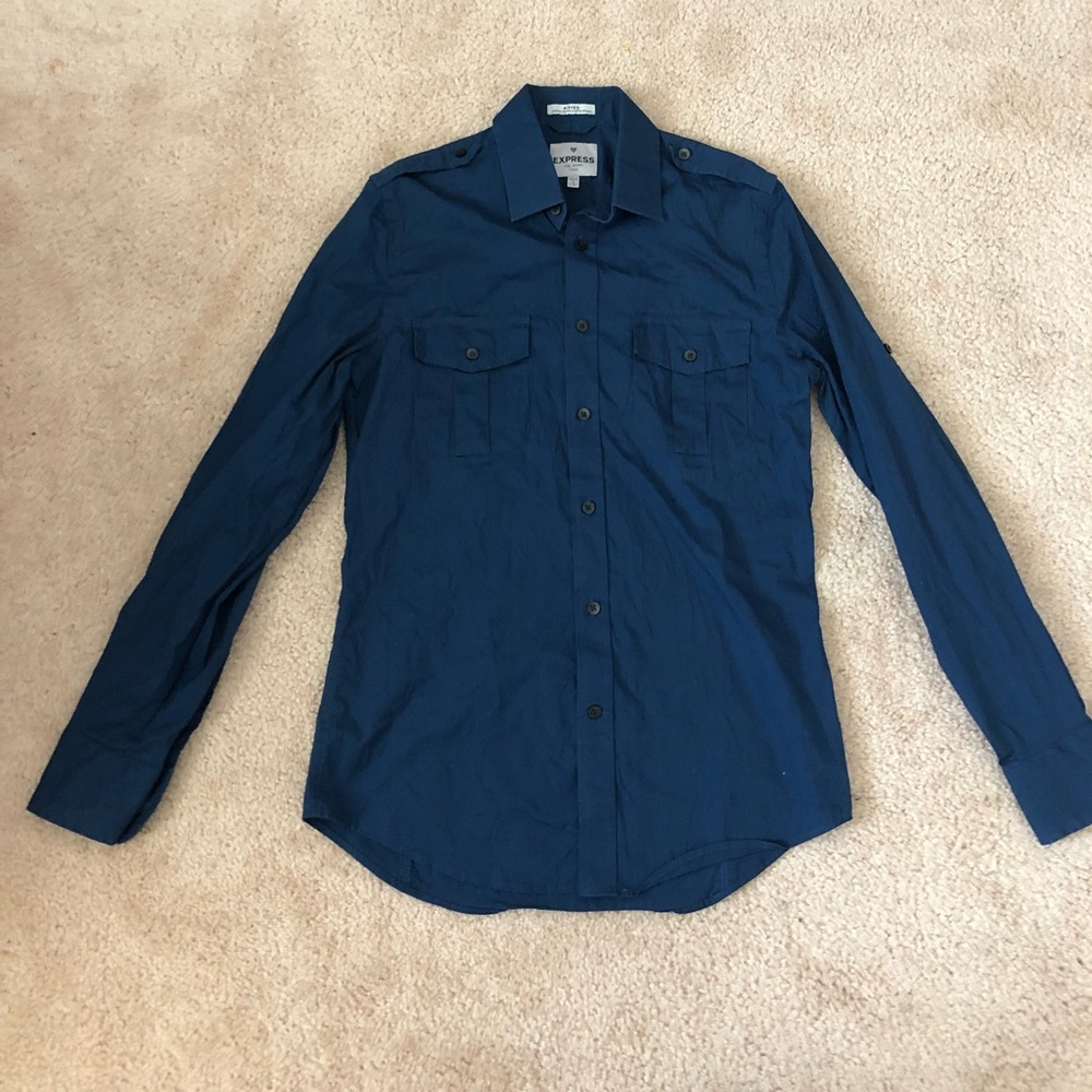 LIKE NEW MEN’S EXPRESS DARK BLUE DRESS SHIRT